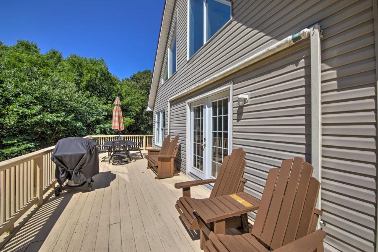 Modern Eckerty Home With Deck On Patoka Lake! Taswell Eksteriør billede