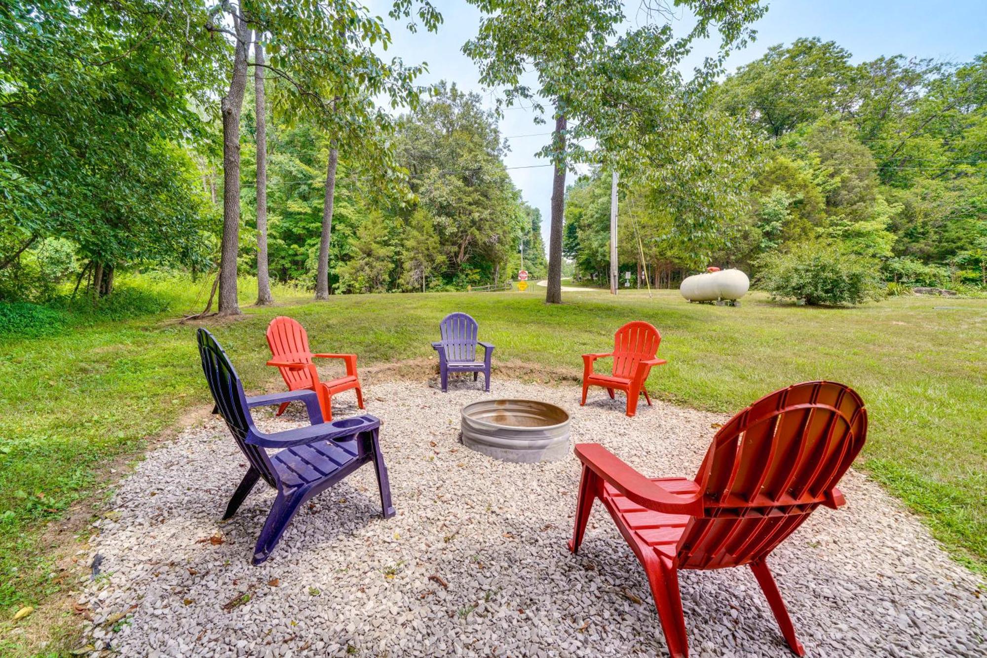 Modern Eckerty Home With Deck On Patoka Lake! Taswell Eksteriør billede