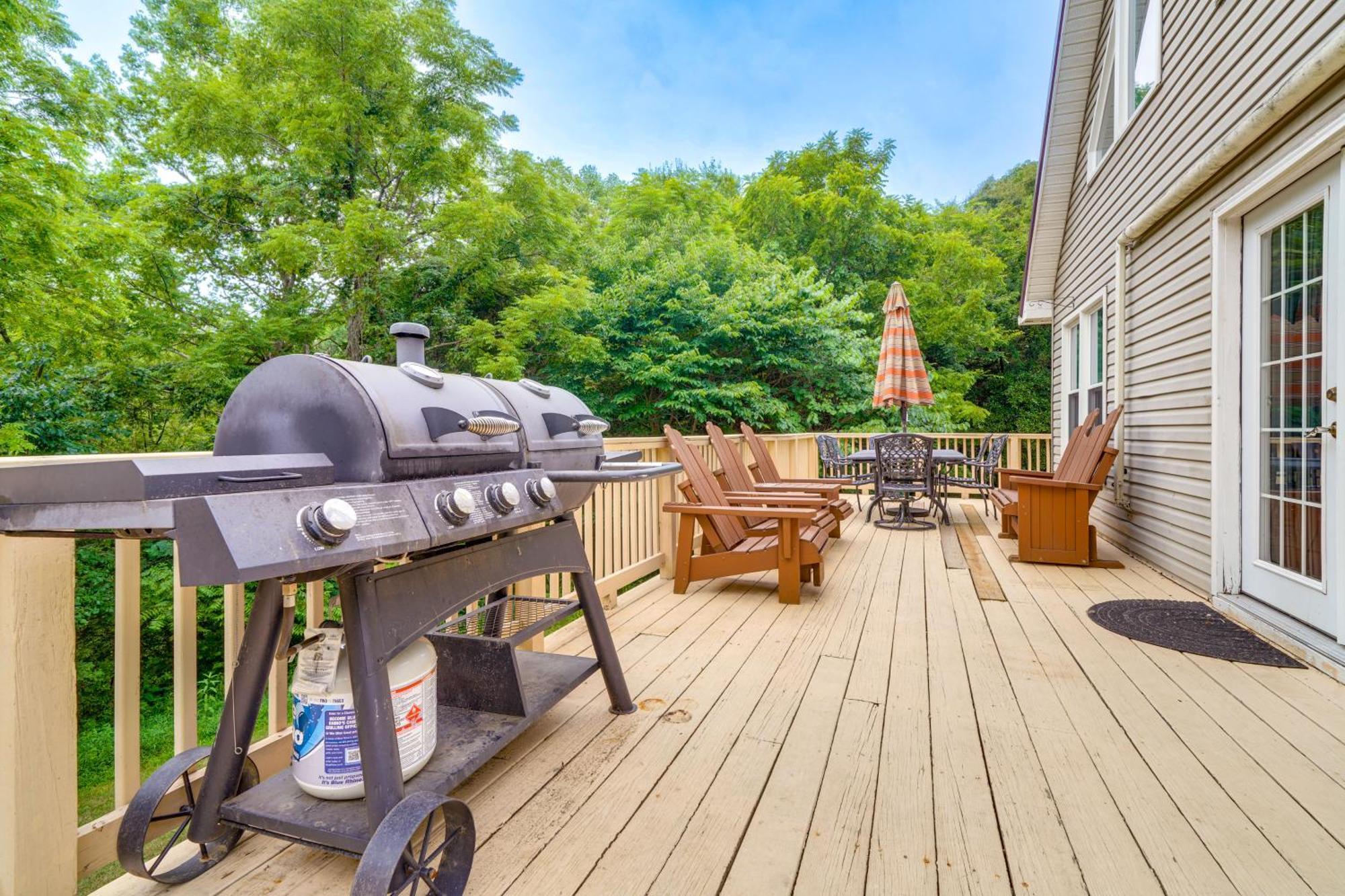Modern Eckerty Home With Deck On Patoka Lake! Taswell Eksteriør billede